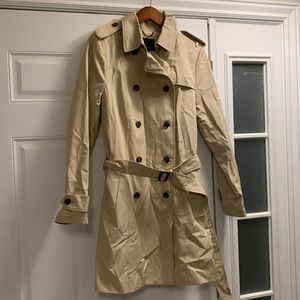 Banana Republic Beige Trench Coat Size L
